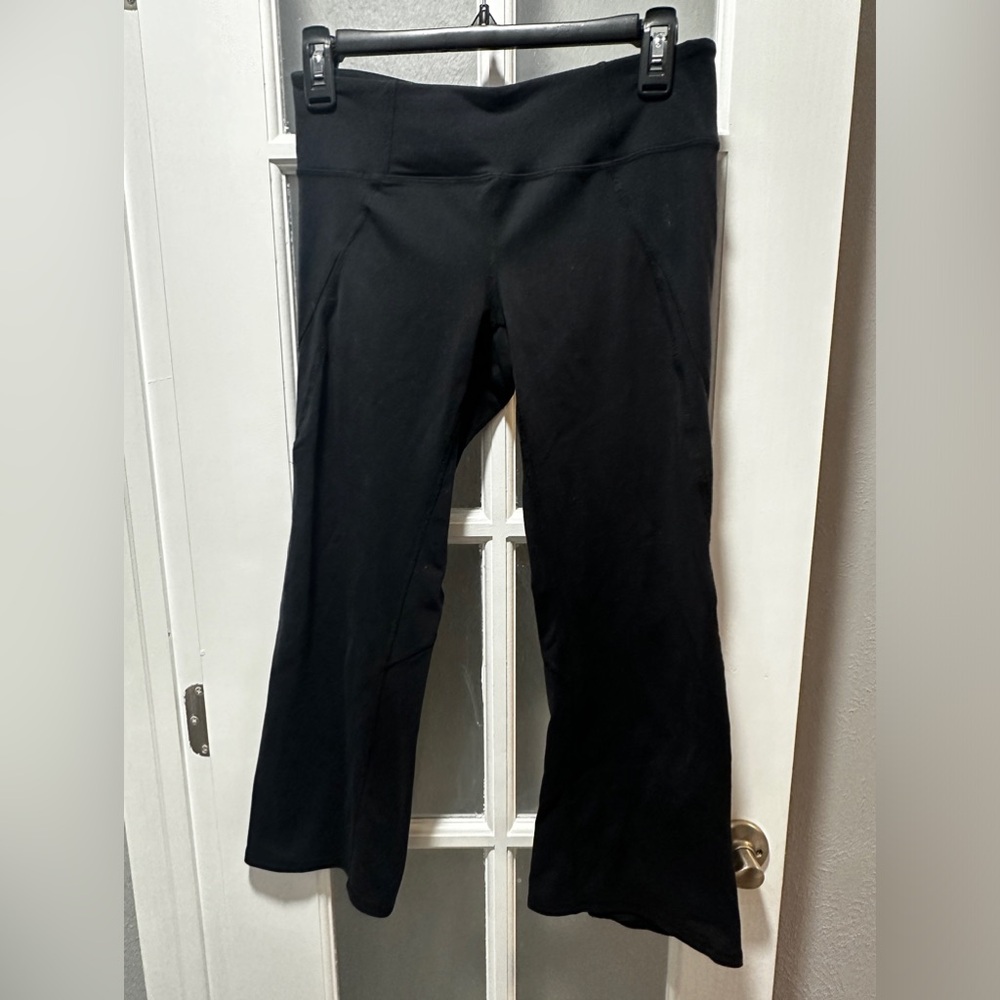 Athleta Split Flare Crop - Picture 1 of 7